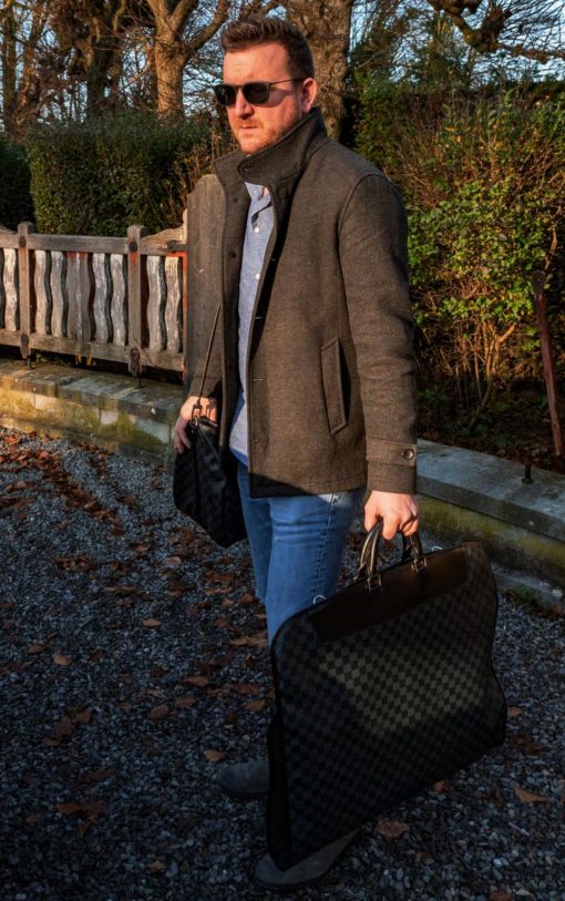 Porte-habits Louis Vuitton 2 cintres en toile damier graphite