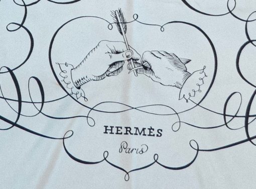 Carré Hermès L'art d'écrire authentique d'occasion en twill 100 % soie roulotté à la main