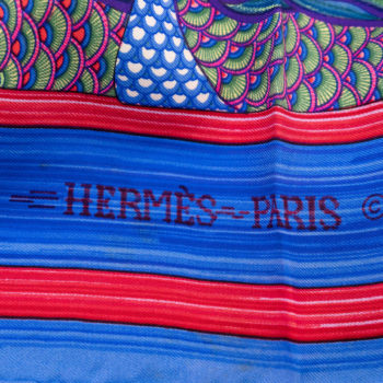 Hermès Paris Carré en Soie Vintage Bleu